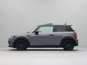 MINI Electric (2022) thumbnail 11