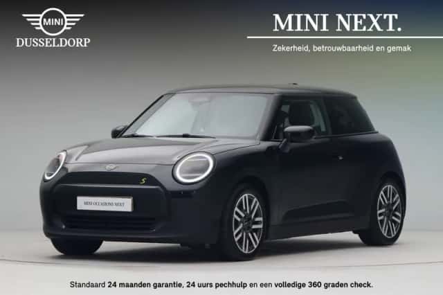MINI Cooper (2024) thumbnail 1