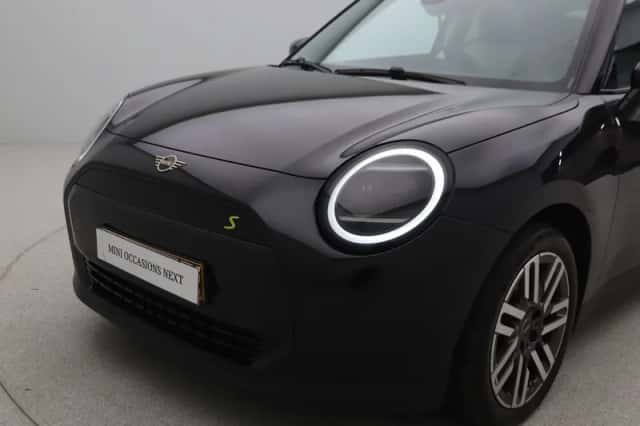 MINI Cooper (2024) thumbnail 19
