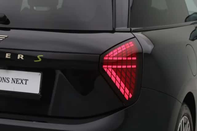 MINI Cooper (2024) thumbnail 20