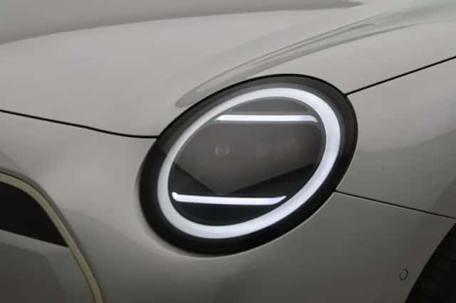 MINI Cooper (2024) thumbnail 17