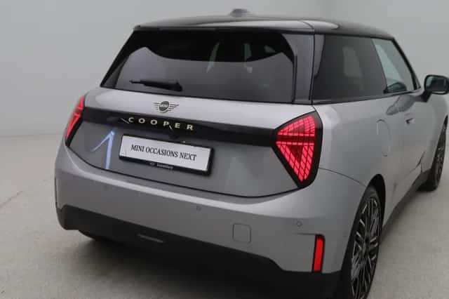 MINI Cooper (2024) thumbnail 20