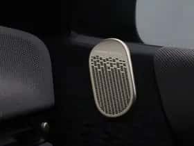 MINI Cooper (2024) thumbnail 17