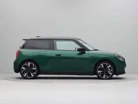 MINI Cooper (2024) thumbnail 7