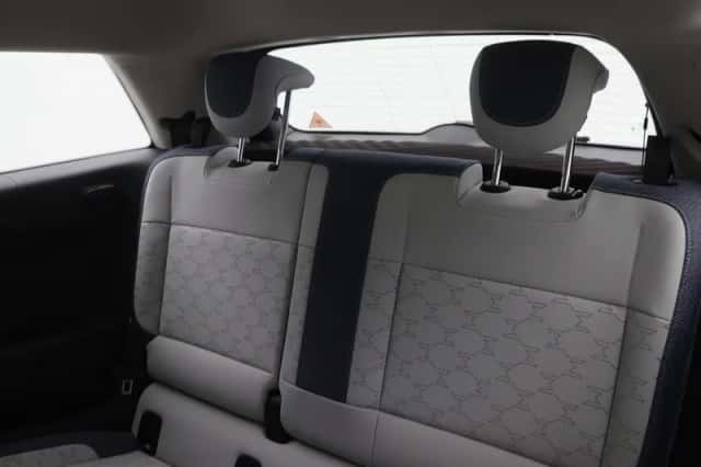 MINI Cooper (2024) thumbnail 15