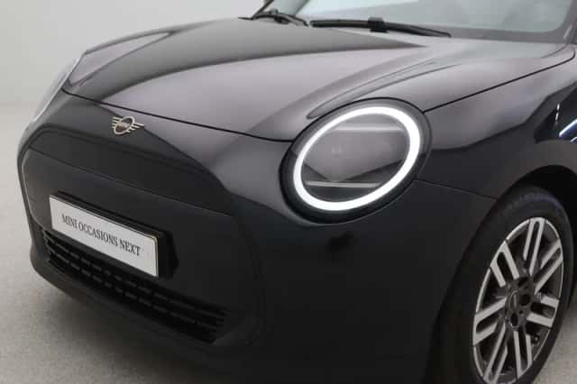 MINI Cooper (2024) thumbnail 19