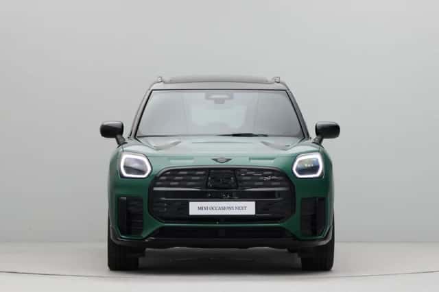 MINI Countryman (2025) thumbnail 2