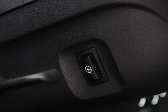 MINI Electric (2022) thumbnail 13