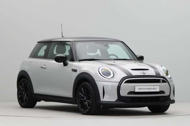 MINI Electric (2022) thumbnail 6