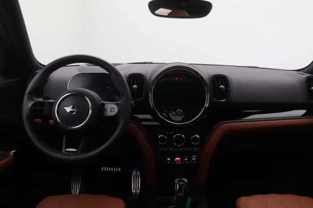 MINI Countryman (2021) thumbnail 13