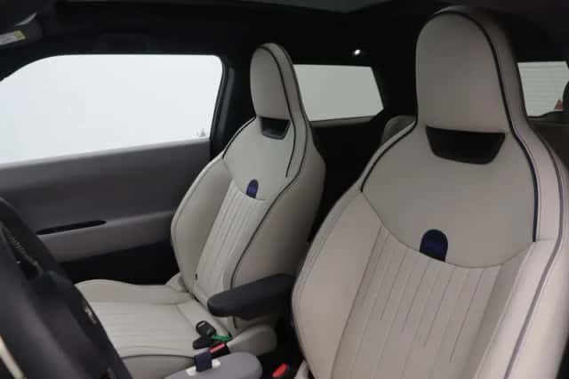 MINI Cooper (2024) thumbnail 4