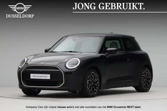 MINI Cooper (2026) thumbnail 1