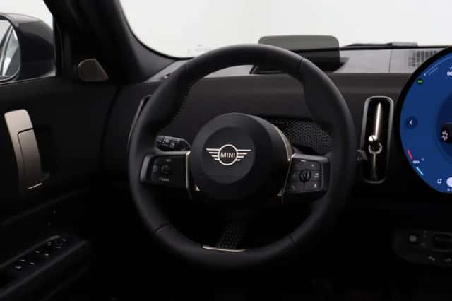 MINI Countryman (2026) thumbnail 2