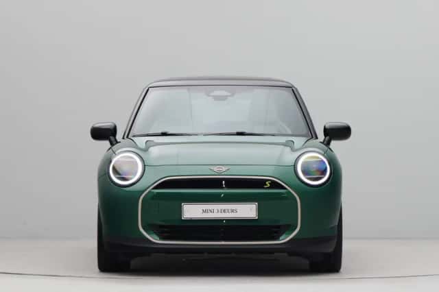 MINI Cooper (2026) thumbnail 2