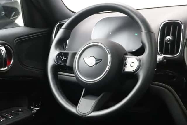 MINI Countryman (2021) thumbnail 2