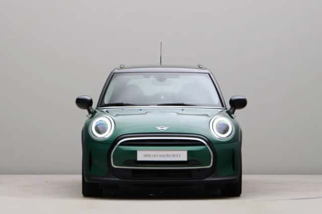MINI Cooper (2021) thumbnail 2