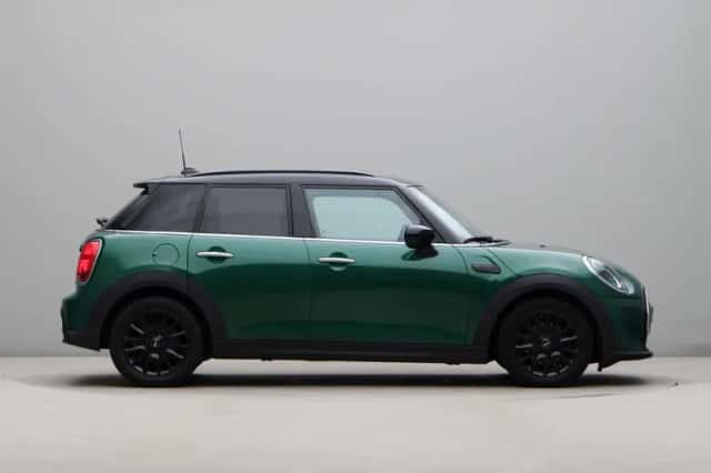 MINI Cooper (2021) thumbnail 4