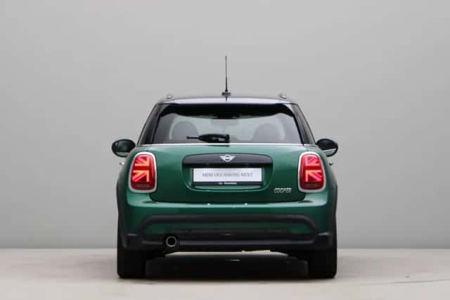 MINI Cooper (2021) thumbnail 6