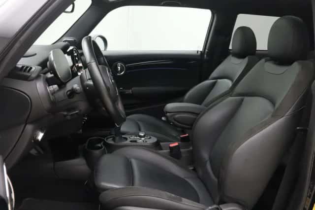 MINI Mini Electric (2023) thumbnail 5