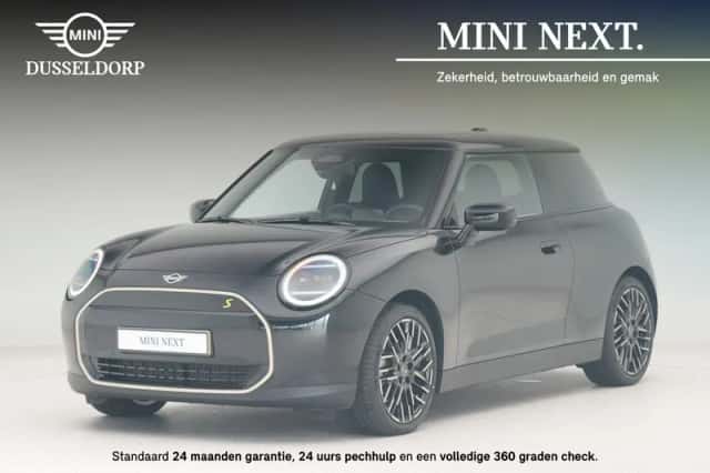 MINI Cooper (2025) thumbnail 1