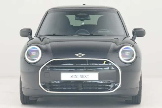 MINI Cooper (2025) thumbnail 6