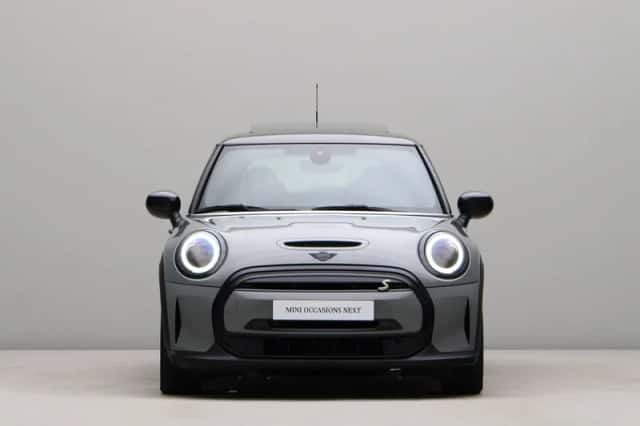 MINI Mini Electric (2022) thumbnail 2