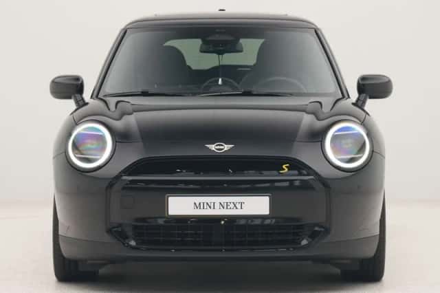MINI Cooper (2025) thumbnail 5