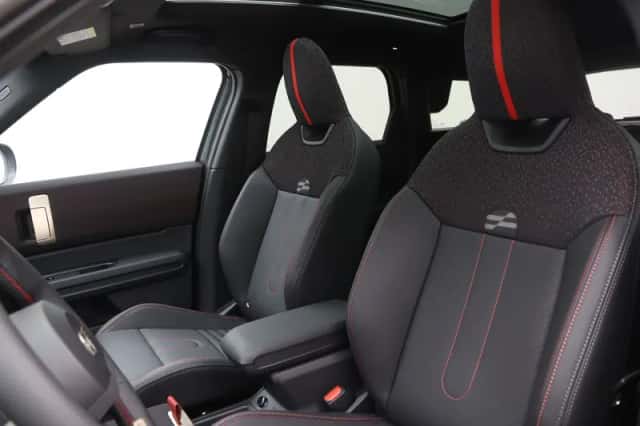MINI Countryman (2025) thumbnail 5