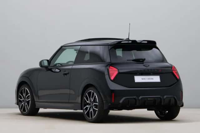 MINI Cooper (2025) thumbnail 11