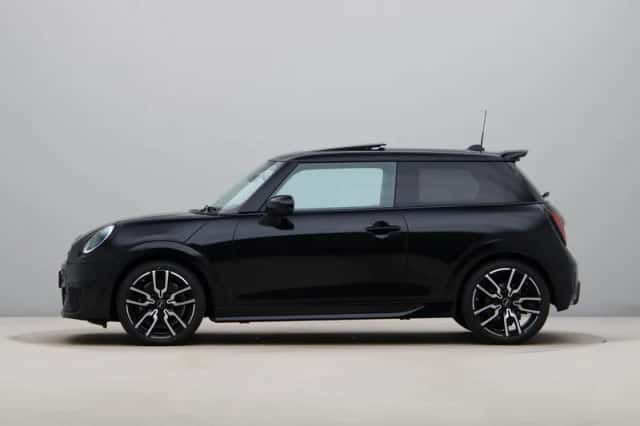 MINI Cooper (2025) thumbnail 12