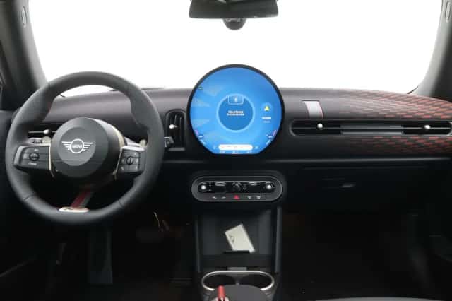 MINI Cooper (2025) thumbnail 13