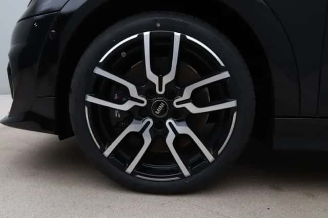 MINI Cooper (2025) thumbnail 18