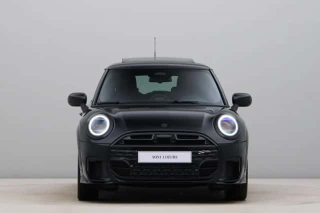 MINI Cooper (2025) thumbnail 6