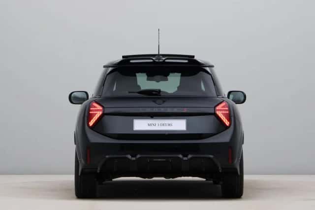 MINI Cooper (2025) thumbnail 10