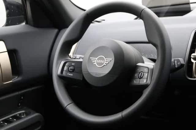 MINI Countryman (2026) thumbnail 2