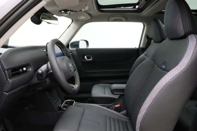 MINI Cooper (2026) thumbnail 5
