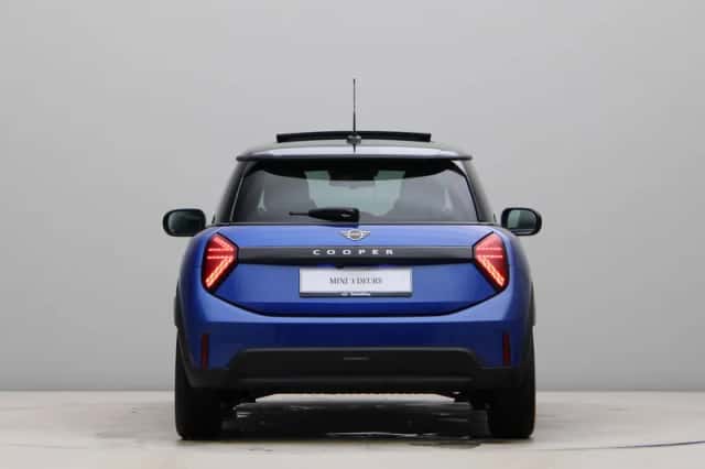 MINI Cooper (2026) thumbnail 10