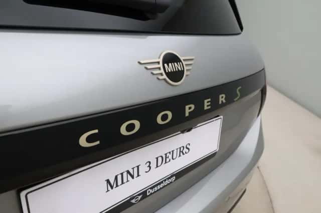 MINI Cooper (2026) thumbnail 12