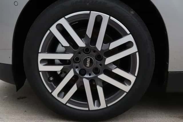MINI Cooper (2026) thumbnail 9