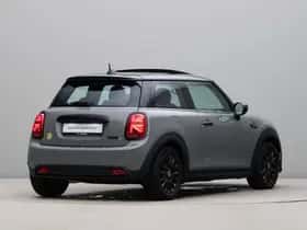 MINI Electric (2022) thumbnail 9