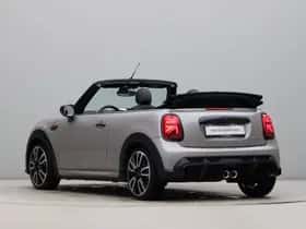 MINI Cabrio (2024) thumbnail 18