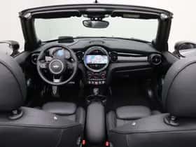 MINI Cabrio (2024) thumbnail 21