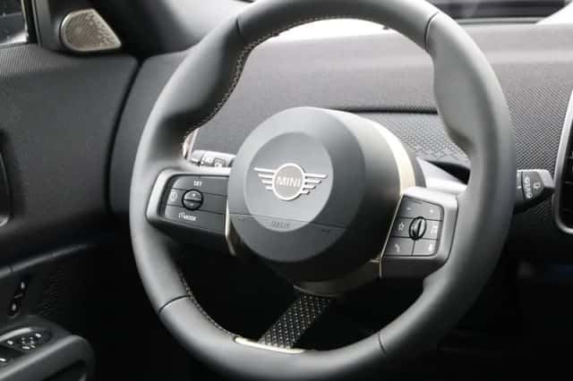MINI Countryman (2026) thumbnail 2