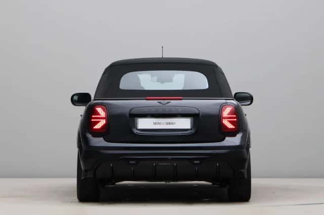 MINI Cabrio (2026) thumbnail 15