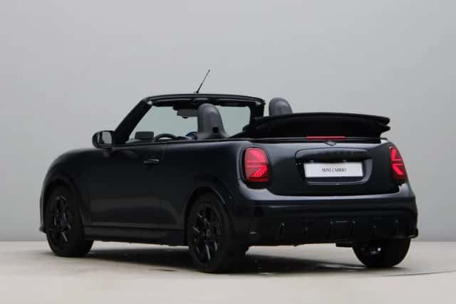 MINI Cabrio (2026) thumbnail 18