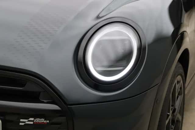 MINI Cabrio (2026) thumbnail 29