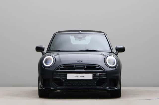 MINI Cabrio (2026) thumbnail 7