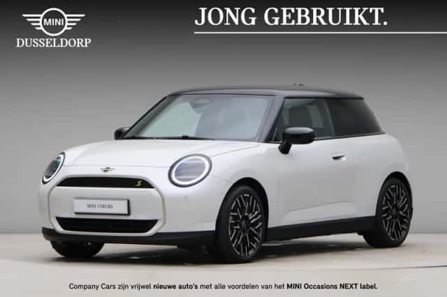 MINI Cooper (2026) thumbnail 1