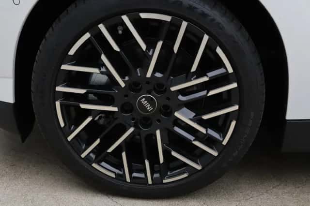 MINI Cooper (2026) thumbnail 20