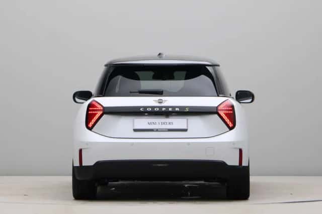 MINI Cooper (2026) thumbnail 10